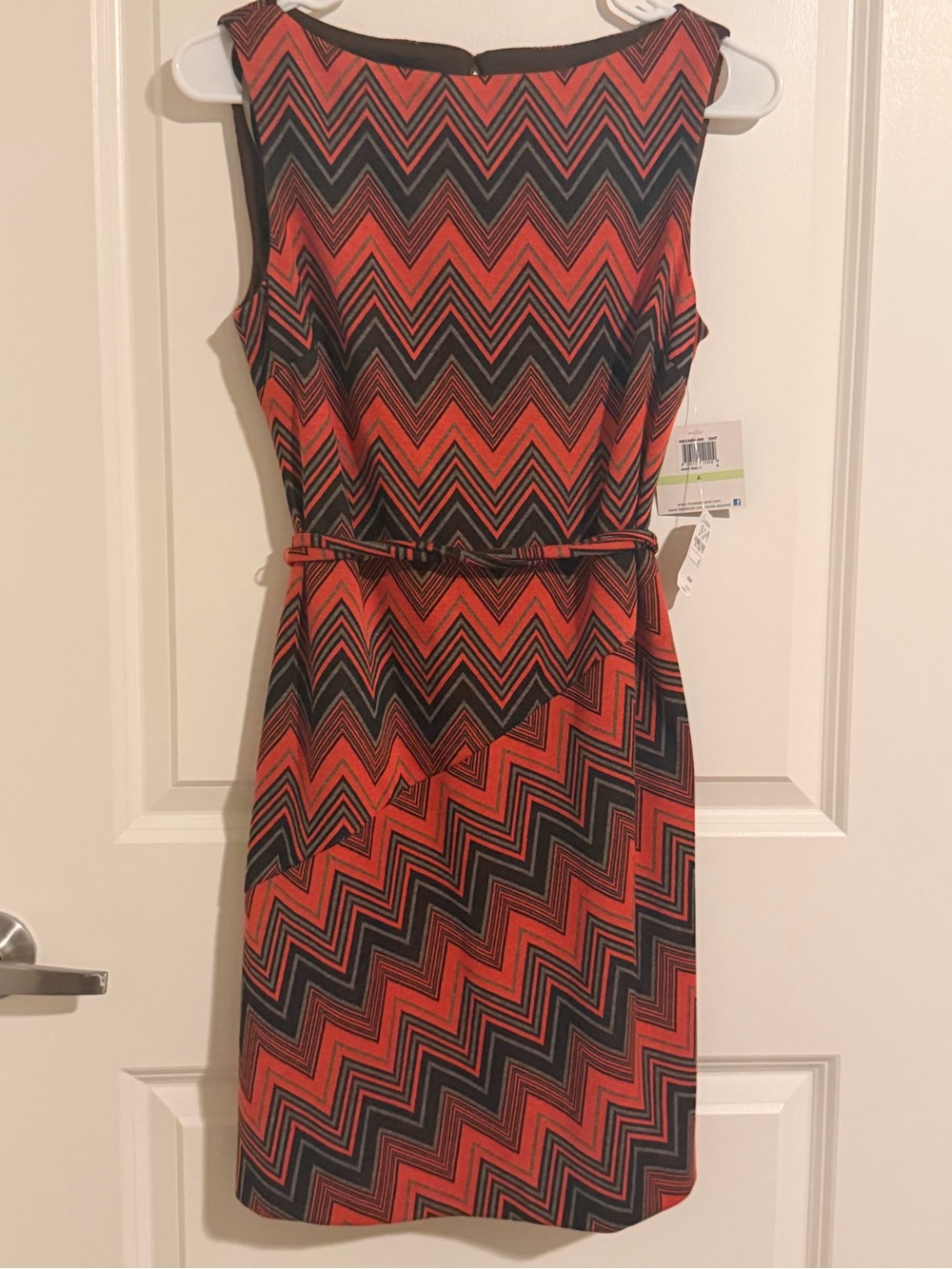 Zig Zag Boat Neck Sheath Dress With Beaded Detail - Size 4 - Rust/Black/Gray